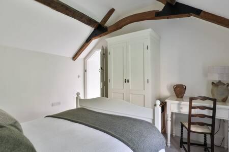 Two Rose Walk Cottage Cotswolds Moreton-in-Marsh Exterior photo